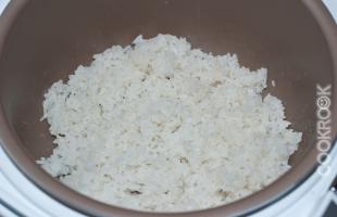 рис готов в мультиварке