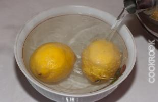 лимоны в кипятке